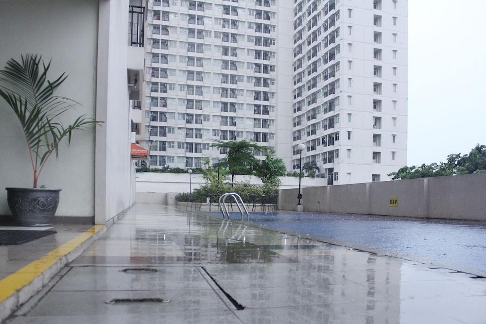 Oyo 266 Margonda Residence 5 Depok Exteriör bild