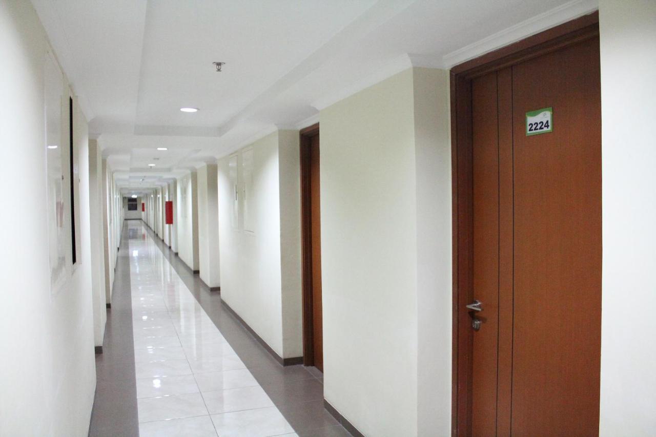 Oyo 266 Margonda Residence 5 Depok Exteriör bild