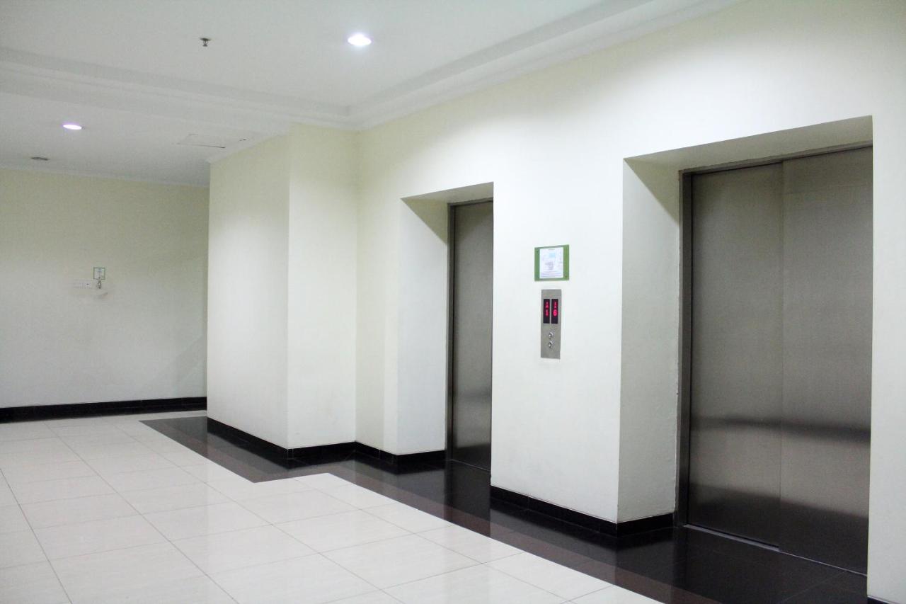 Oyo 266 Margonda Residence 5 Depok Exteriör bild