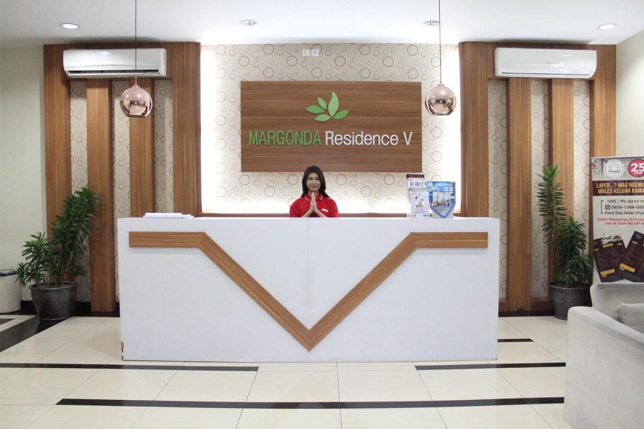 Oyo 266 Margonda Residence 5 Depok Exteriör bild