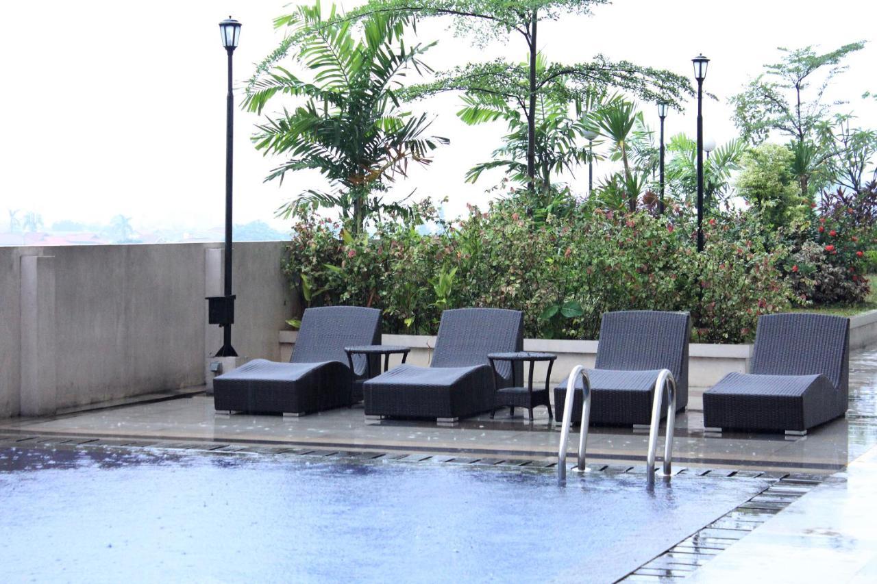Oyo 266 Margonda Residence 5 Depok Exteriör bild