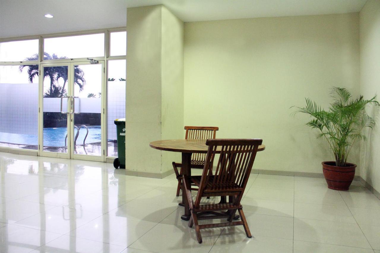 Oyo 266 Margonda Residence 5 Depok Exteriör bild